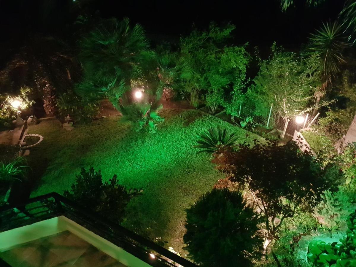 Michael'S Apartment'S Nea Roda Dış mekan fotoğraf